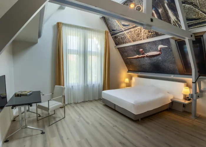 Boutique De Magistraat * Willemstad (North Brabant)