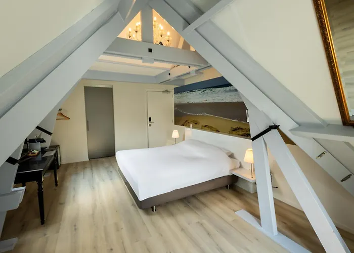 Boutique De Magistraat * Willemstad (North Brabant)